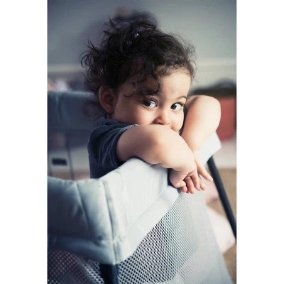 Babybjorn BABYBJÖRN Travel Crib Light - Light Silver 6 Babybjorn BABYBJÖRN Travel Crib Light - Light Silver - Image 6