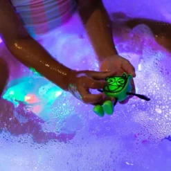 Glo Pals Character Pippa & 6 Green Light Up Water Cubes -Delta Children Sales Store GUEST 53d47519 7901 49e4 b278 a7b15c393e63