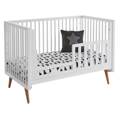 Contours Roscoe 3-in-1 Convertible Crib - White 3 Contours Roscoe 3-in-1 Convertible Crib - White - Image 3