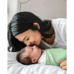 The Ollie World Swaddle - Meadow